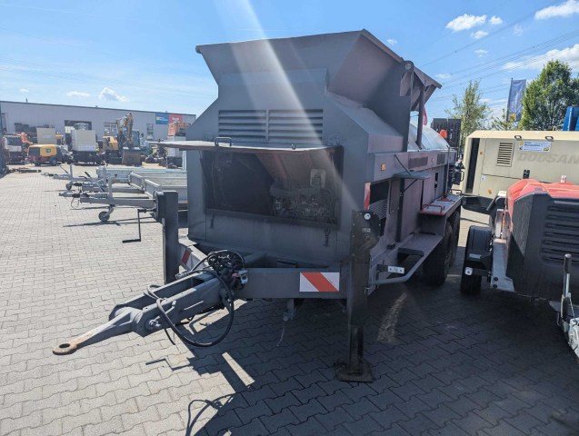 GG3922 (7)